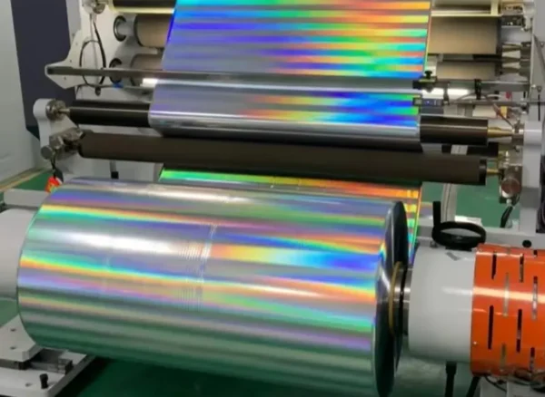 110144130_242 Holographic film slitter rewinder